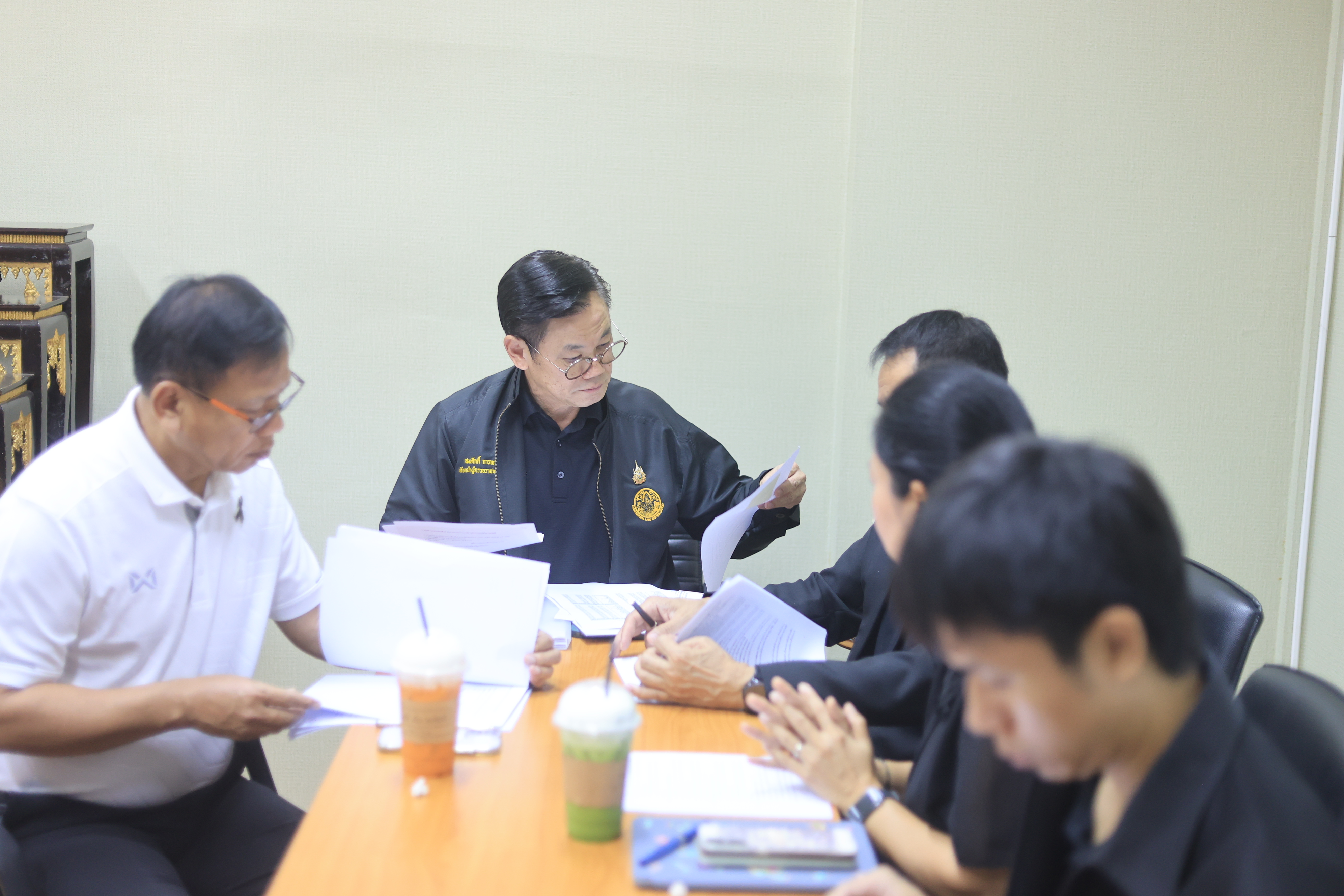 title - คณะผู้ตรวจราชการกรม ประชุมพิจารณาร่างหลักเกณฑ์การคัดเลือกรางวัลให้กับหน่วยงาน ส.ป.ก.จังหวัด สำหรับทีมผู้ตรวจราชการกรม ส.ป.ก.